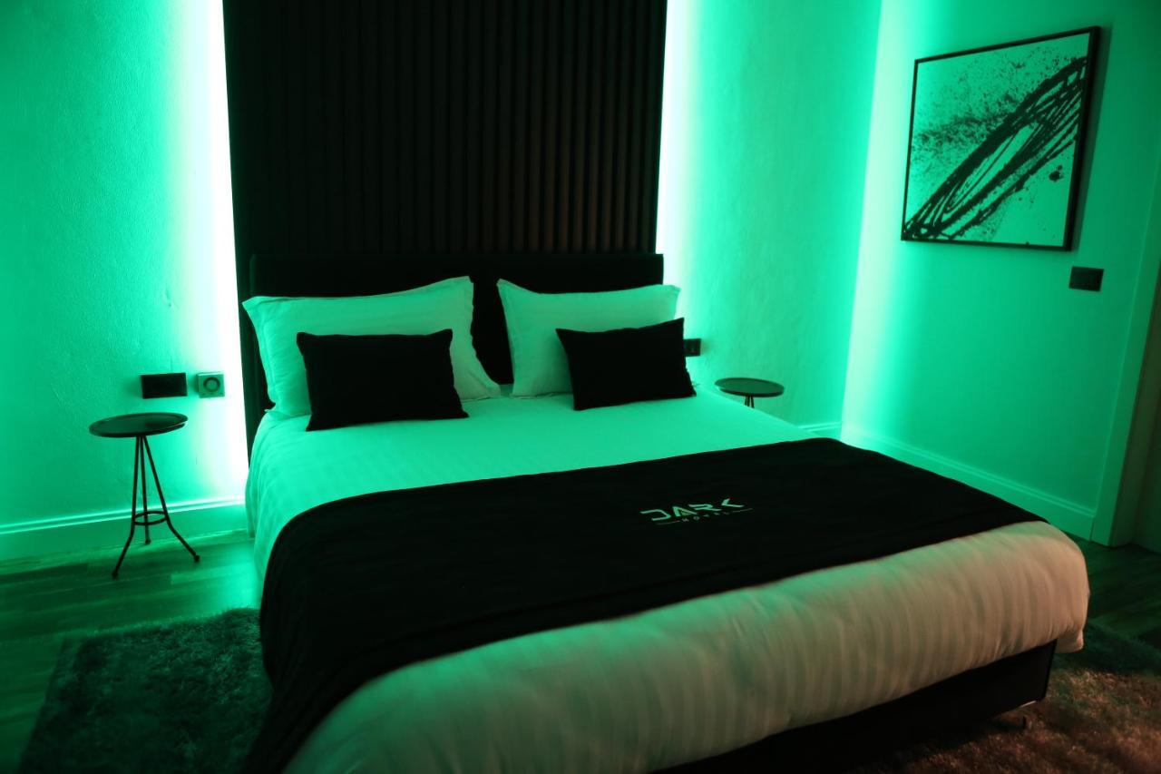 Dark Boutique Hotel Shkoze Ngoại thất bức ảnh