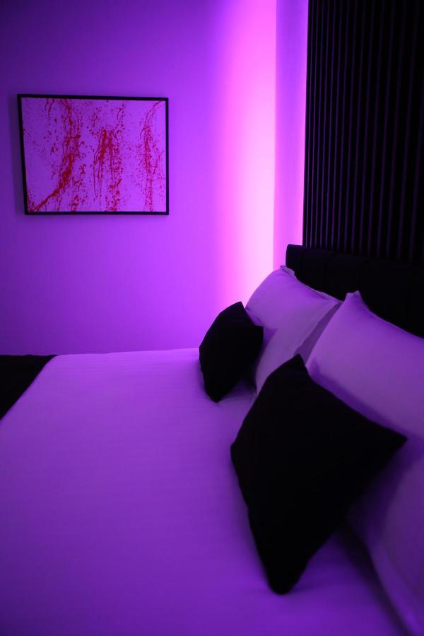 Dark Boutique Hotel Shkoze Ngoại thất bức ảnh