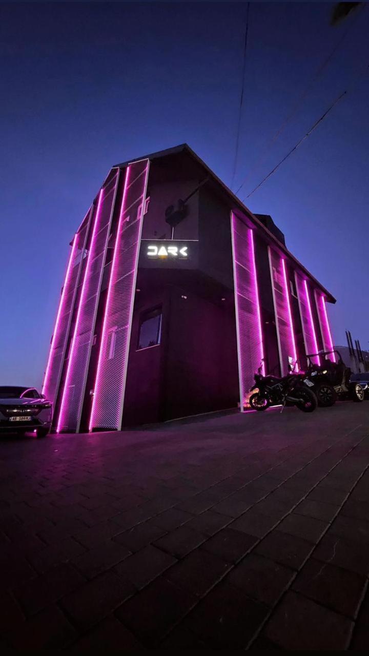 Dark Boutique Hotel Shkoze Ngoại thất bức ảnh